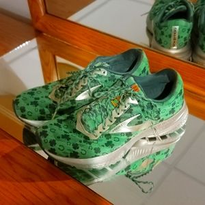 Brooks launch run lucky